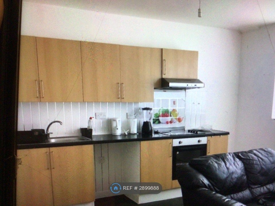 Property photo 1 of 4