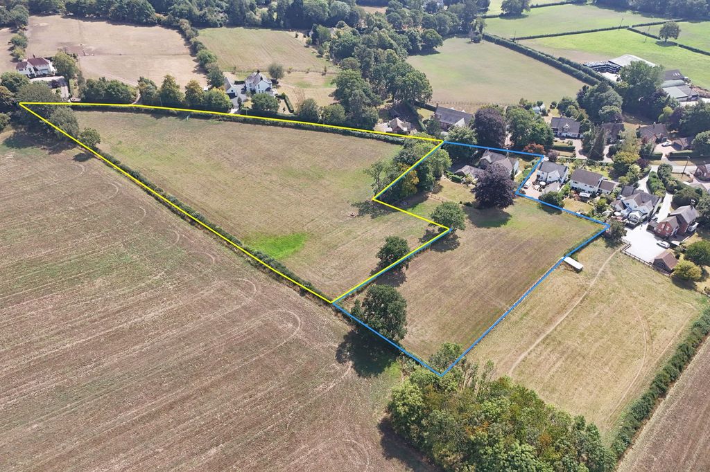 Property photo 2 of 53