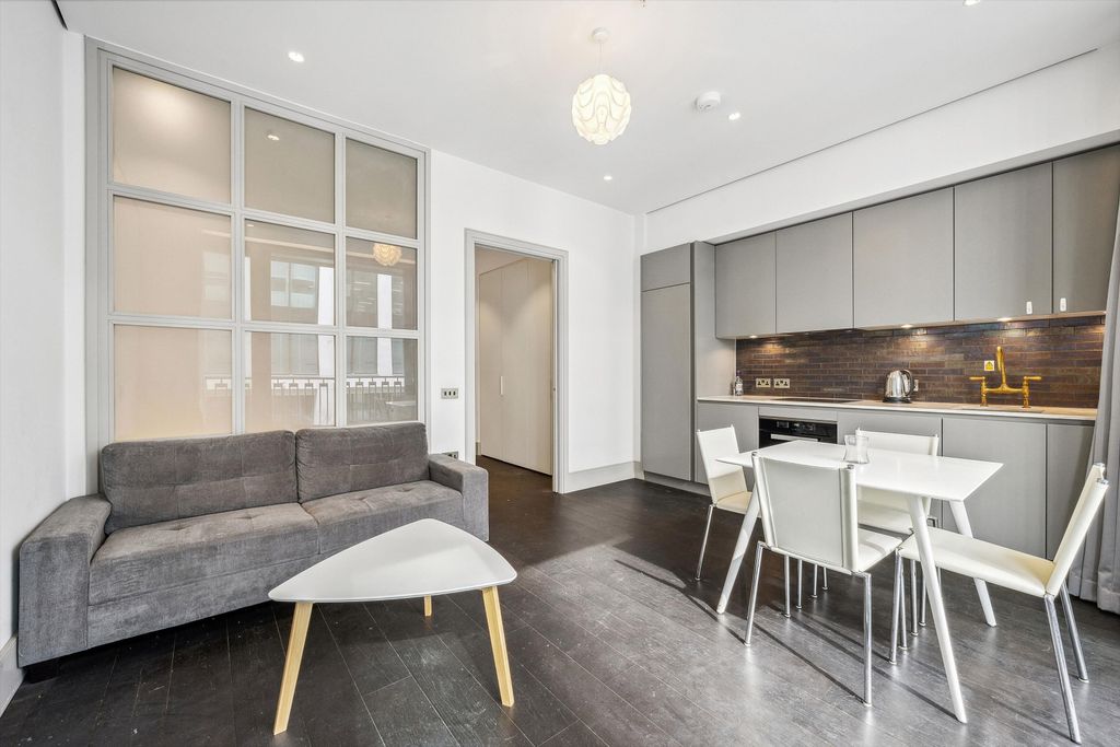 Property photo 3 of 14 Image