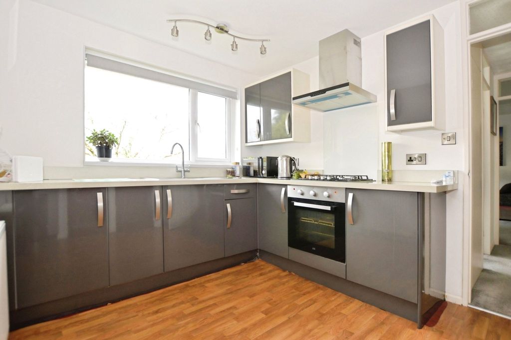 Property photo 3 of 15 3 - Kitchen