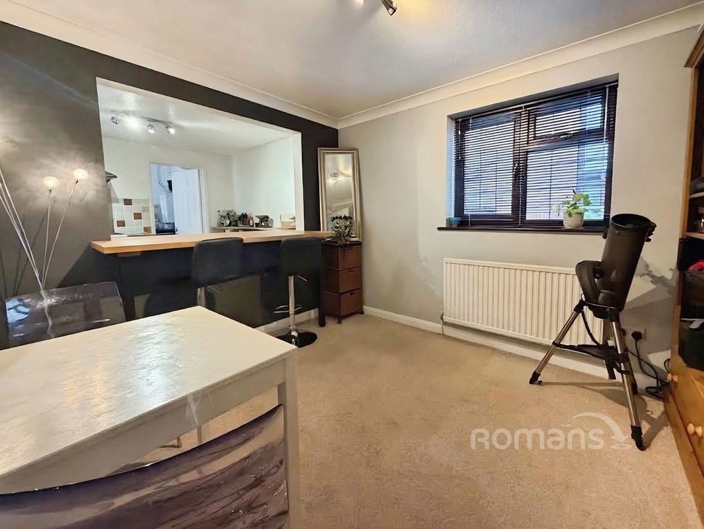 Property photo 3 of 24 Pbox-Img.Jpg