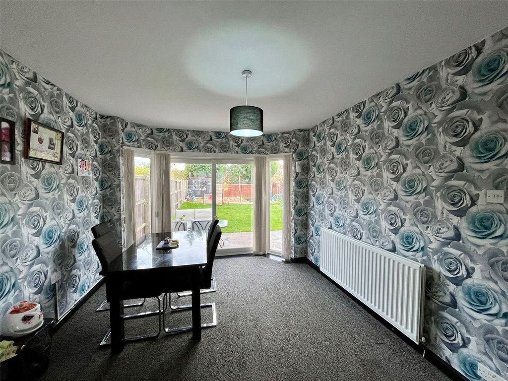 Property photo 3 of 22 Picture No. 23