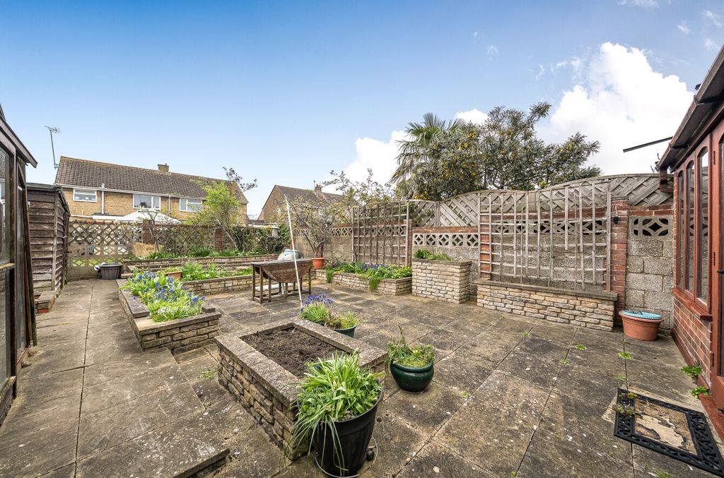 Property photo 3 of 12 169c421Ea364F2143290731