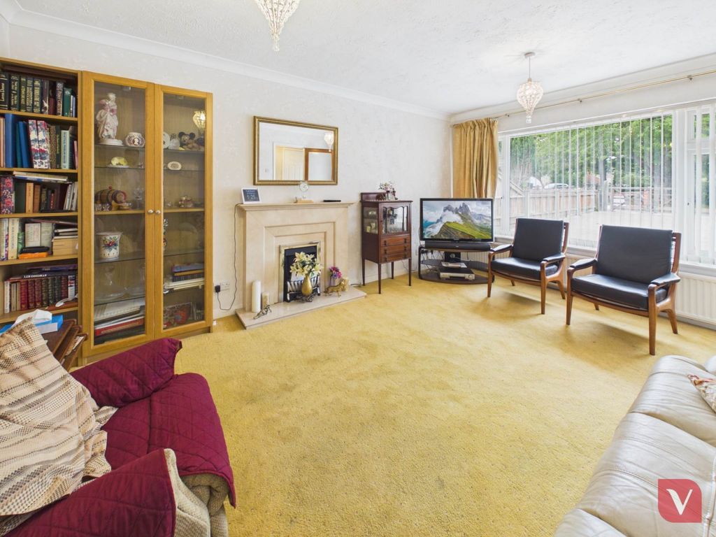 Property photo 3 of 18