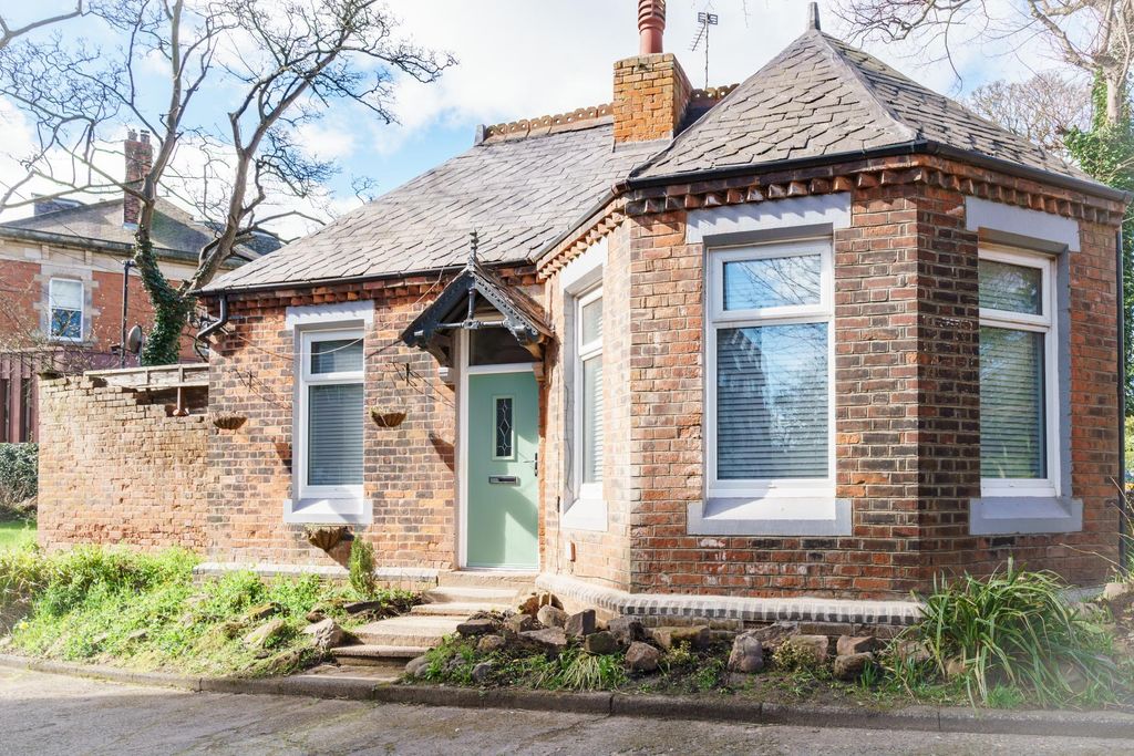 Property photo 2 of 20 Photo 1