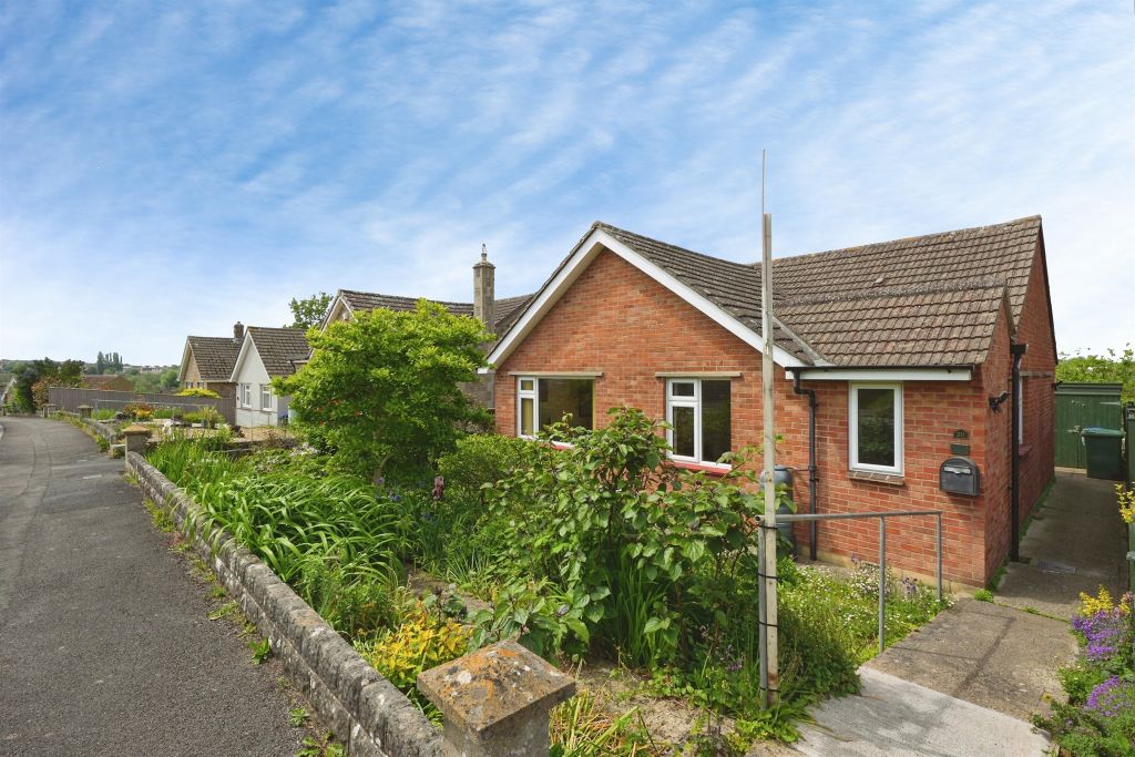 Property photo 2 of 14