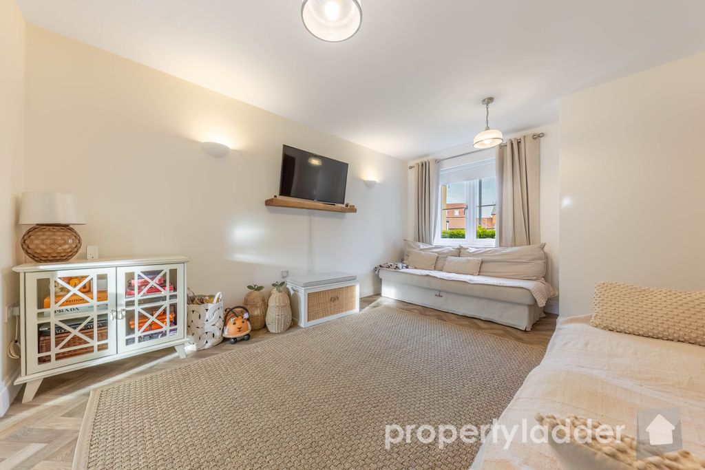 Property photo 3 of 22 Pl-2