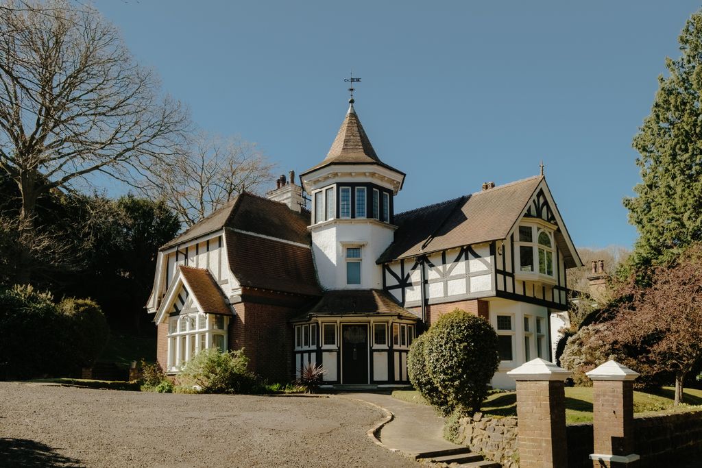 Property photo 2 of 32 Croft-Hastings-Lowerparkroad-Exterior-2