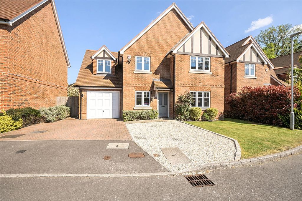 Additional image 22 of 4 bed detached house for saleOak Apples Drive, Crowthorne, Berkshire RG45