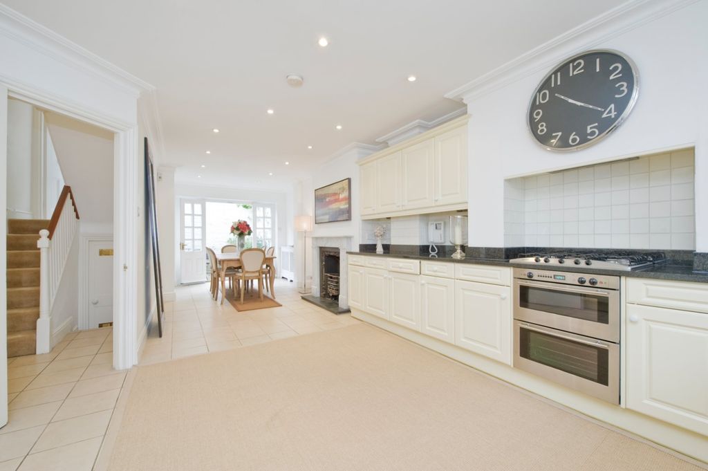 Property photo 2 of 11 Picture No. 02