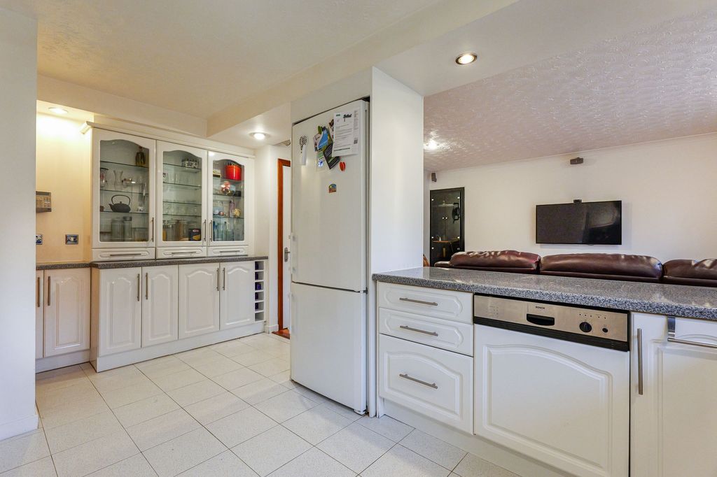 Additional image 5 of 5 bed detached house for saleHighfield, Livingston EH54