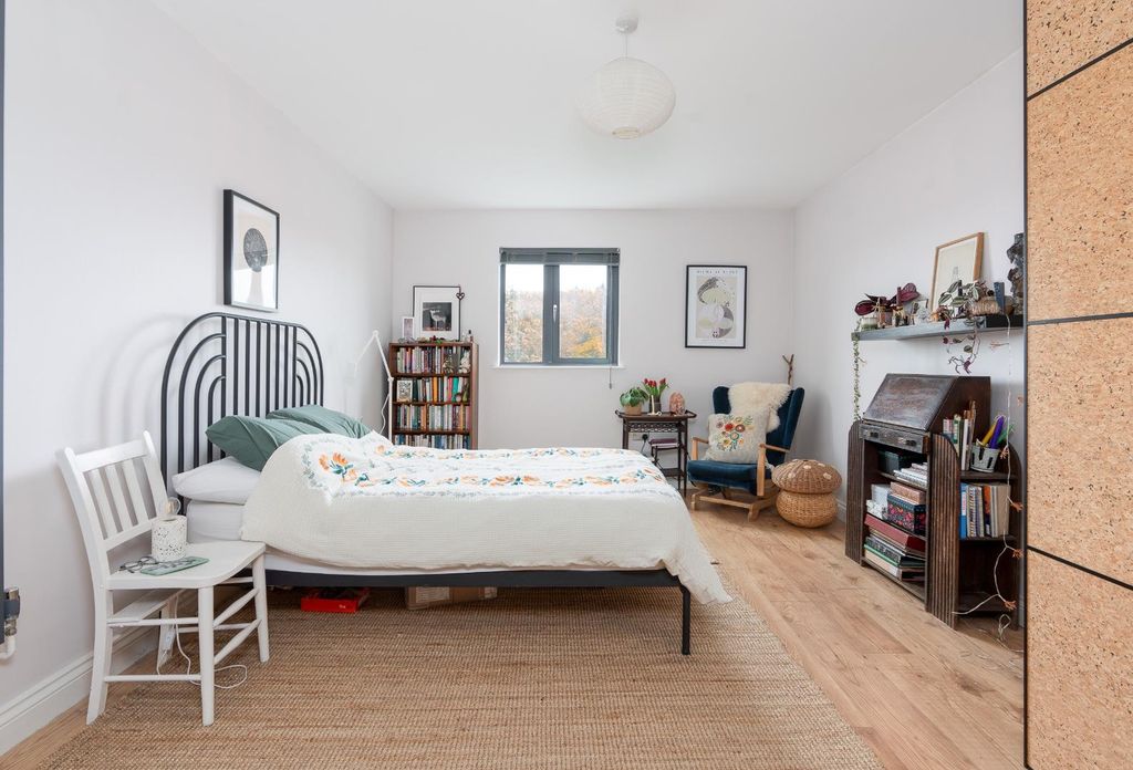 Property photo 3 of 22 Olh09801-Hdr-Edit.Jpg