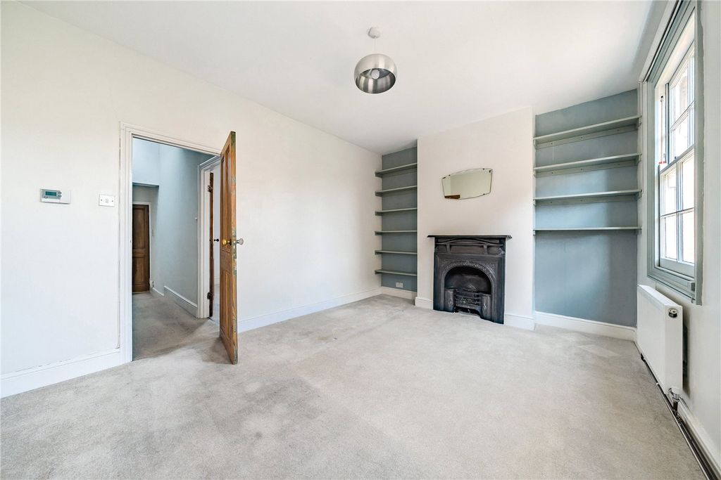 Property photo 2 of 14 Picture No. 02