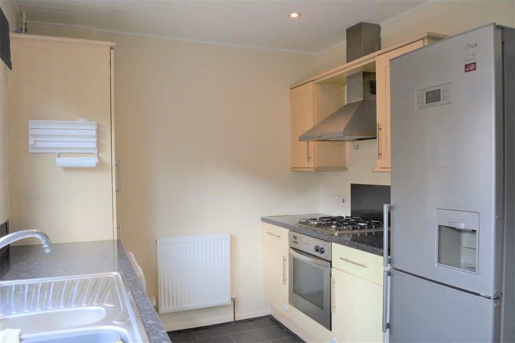 Property photo 2 of 13 Kitchen