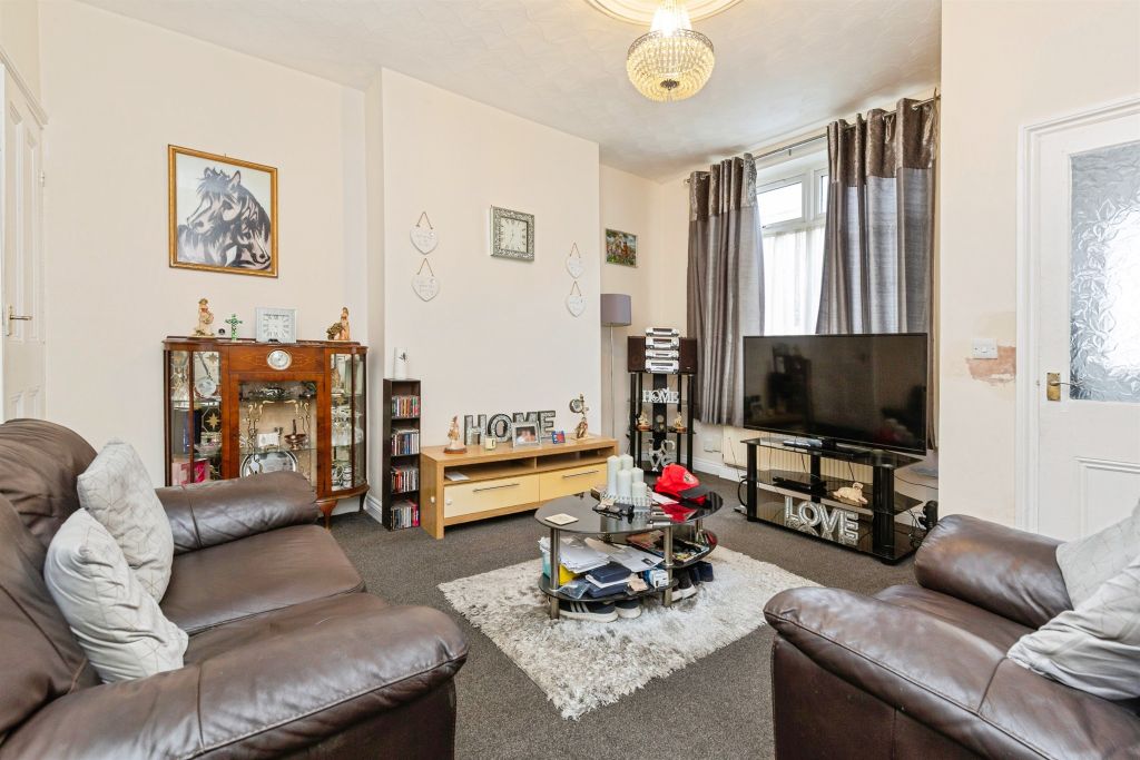 Property photo 2 of 12