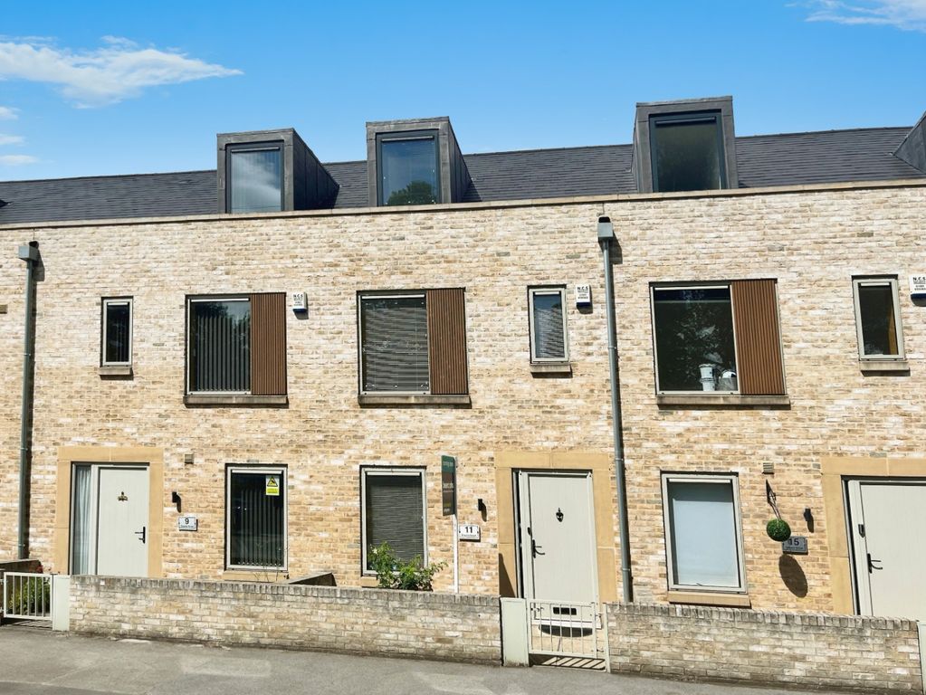 Property photo 1 of 23 4305903