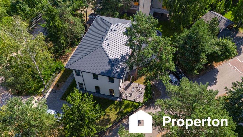 Property photo 2 of 21