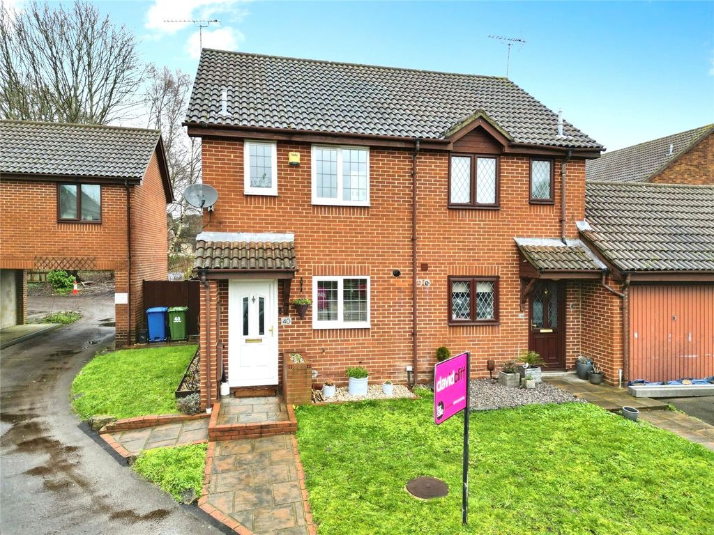 Property photo 1 of 16 Picture No. 04