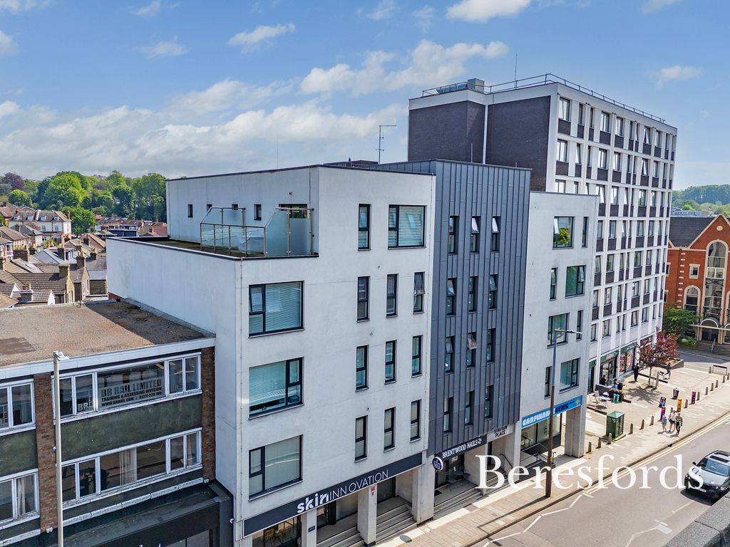 Property photo 1 of 11 Front