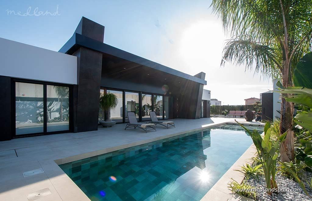 Property photo 1 of 15 Villa With 3 Bedrooms, Basement And Private Pool In Ciudad Quesada