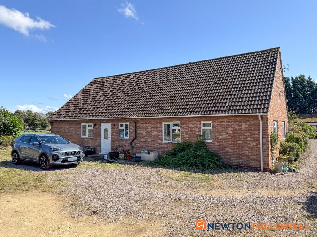 Property photo 1 of 27
