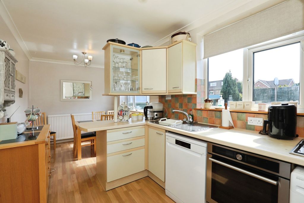 Property photo 2 of 15