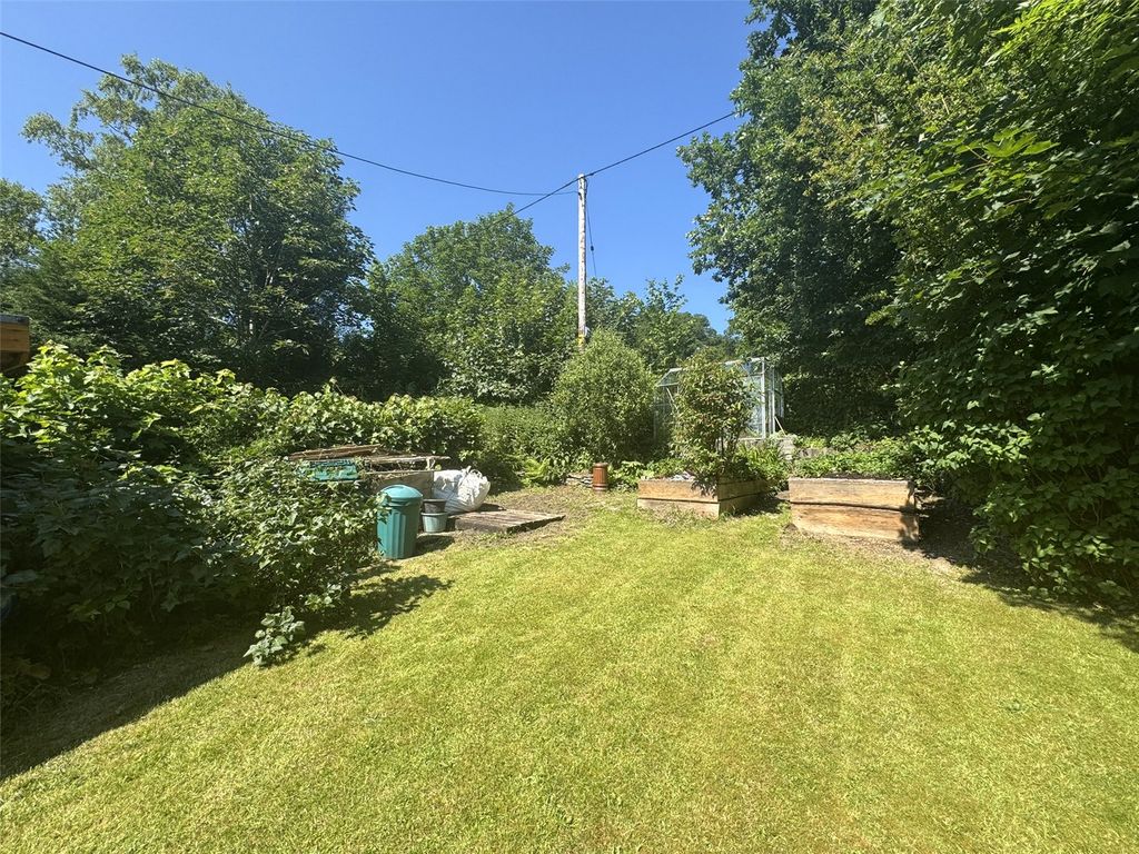 Property photo 3 of 24 Picture No. 04