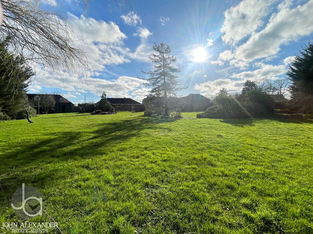 Property photo 3 of 30 20260224_150029499_0.5