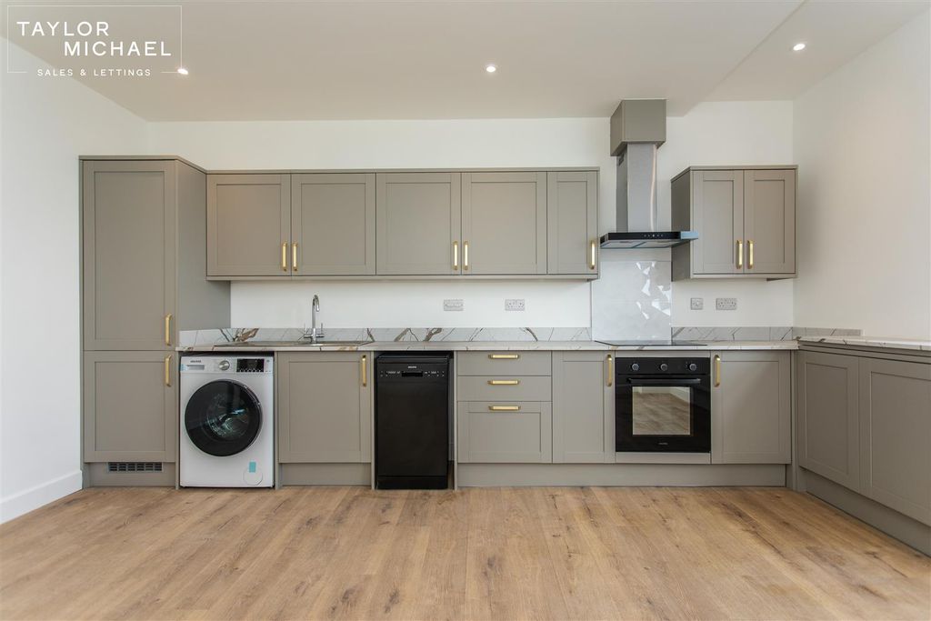 Property photo 1 of 13 Kitchen / Living Room