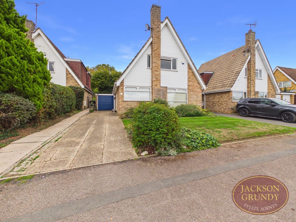 Property photo 1 of 20 Glebe Way