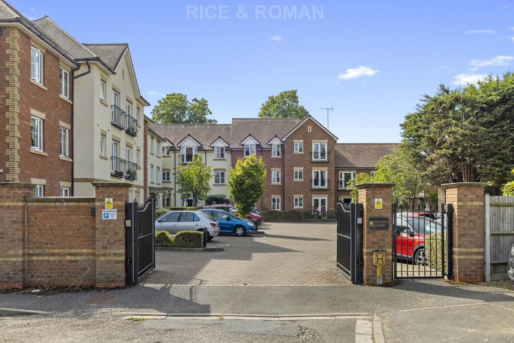 Property photo 1 of 19