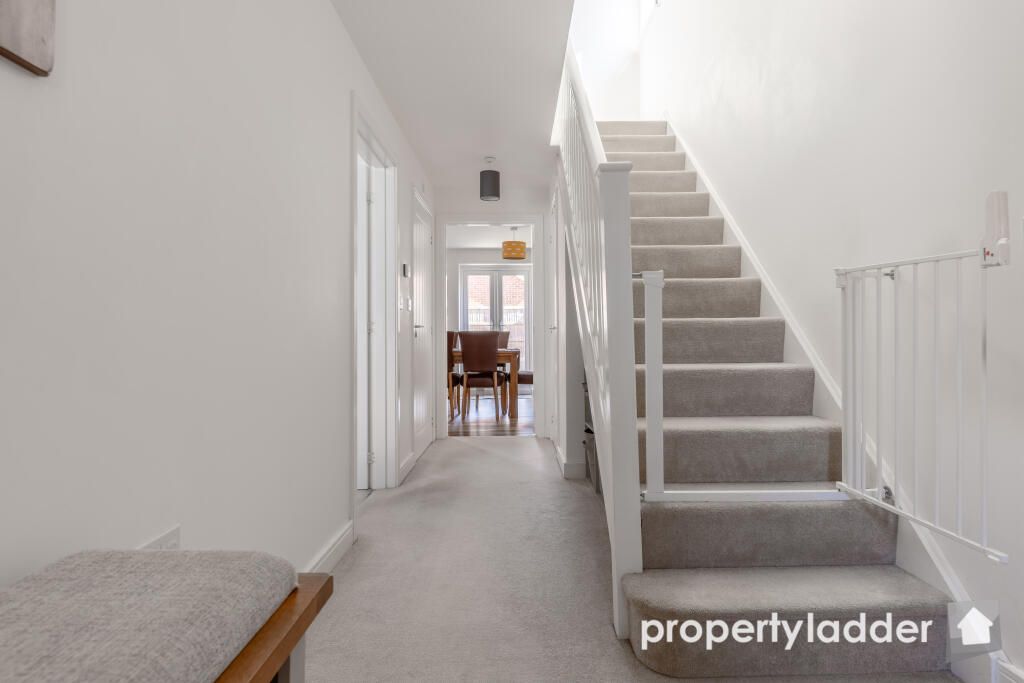 Property photo 2 of 25 B15026A23790dc72873040Bf82Ccfc2c