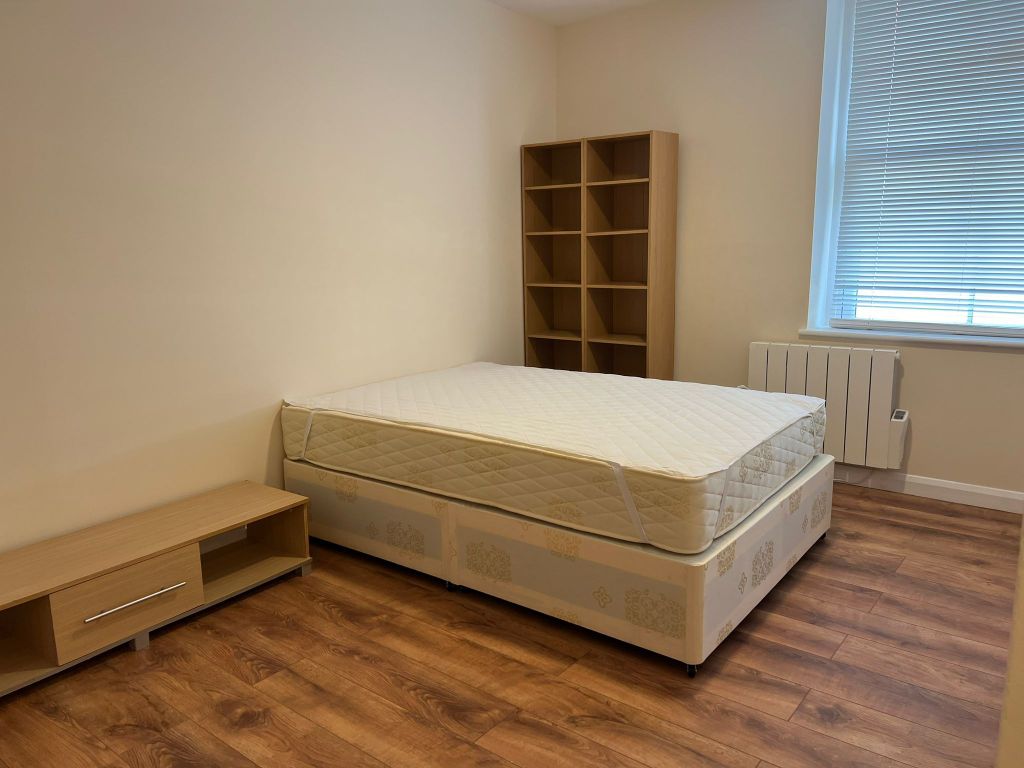 Property photo 1 of 4