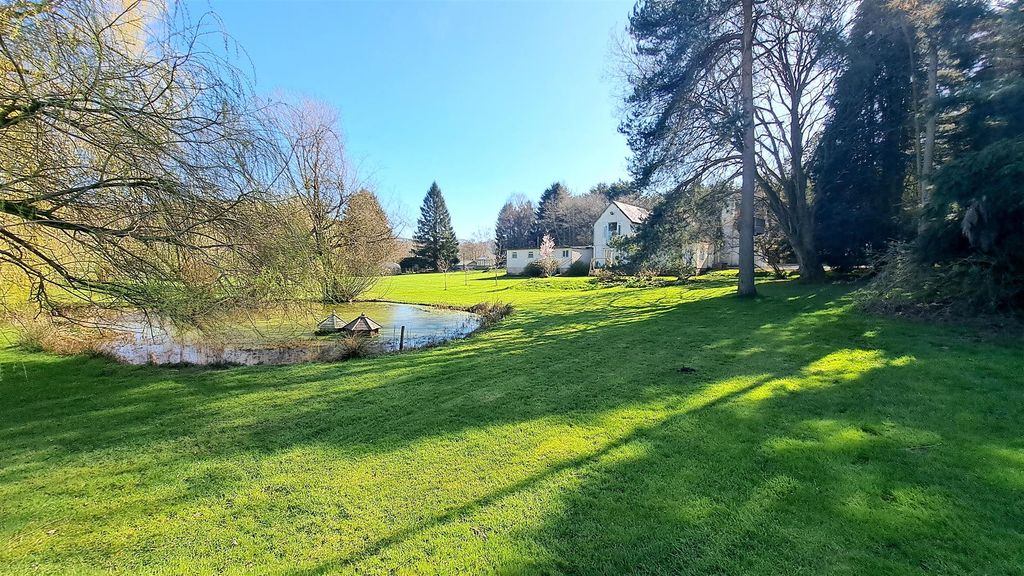 Property photo 3 of 47 Springbank Farm