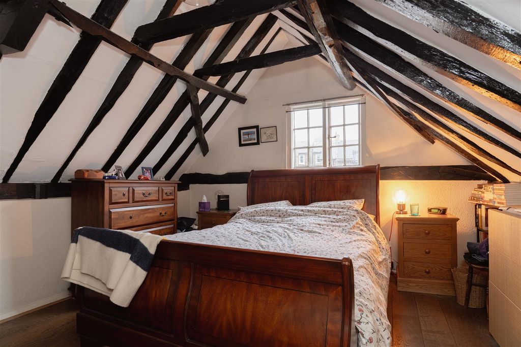 Additional image 13 of 3 bed semi-detached house for saleDene Street, Dorking RH4