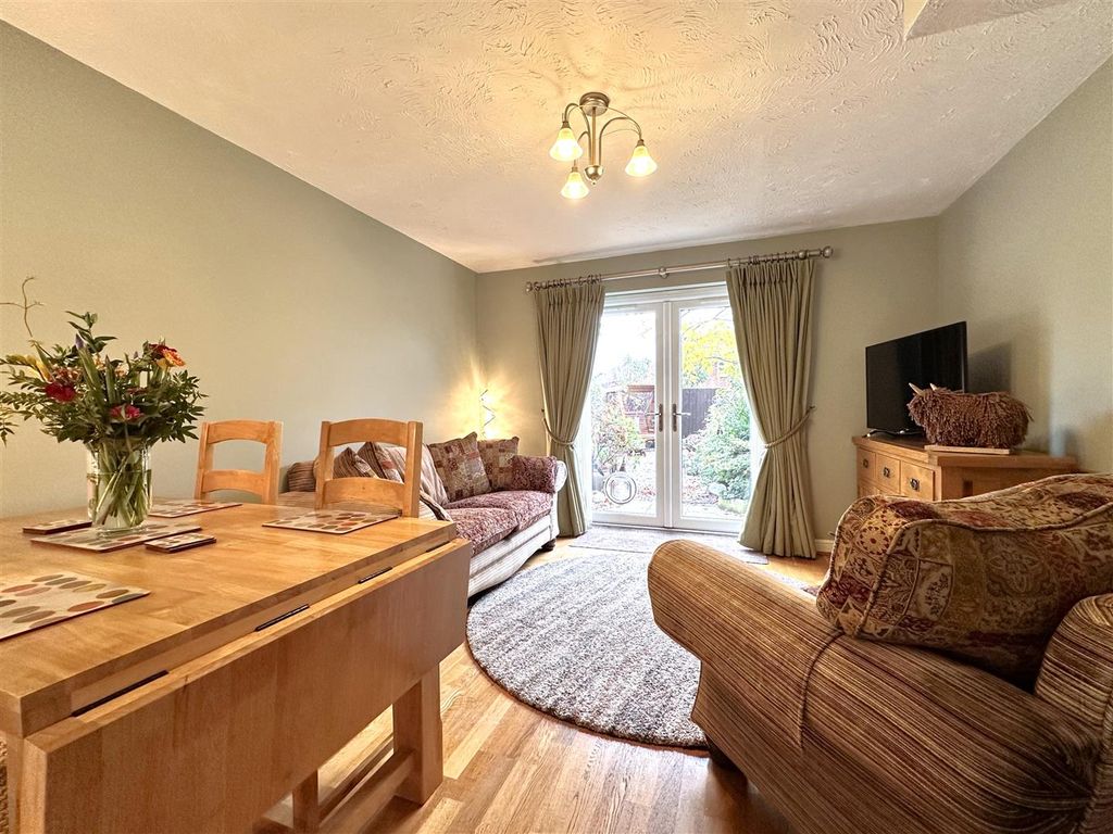 Property photo 2 of 16 Lounge/Diner 597