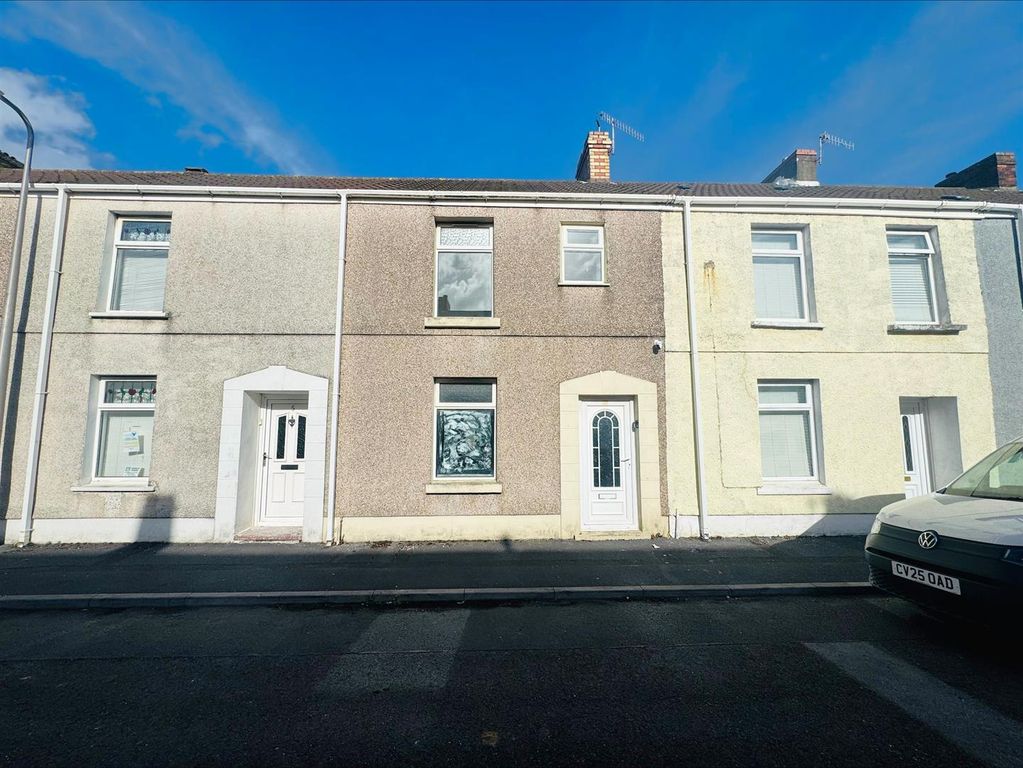 Property photo 1 of 20