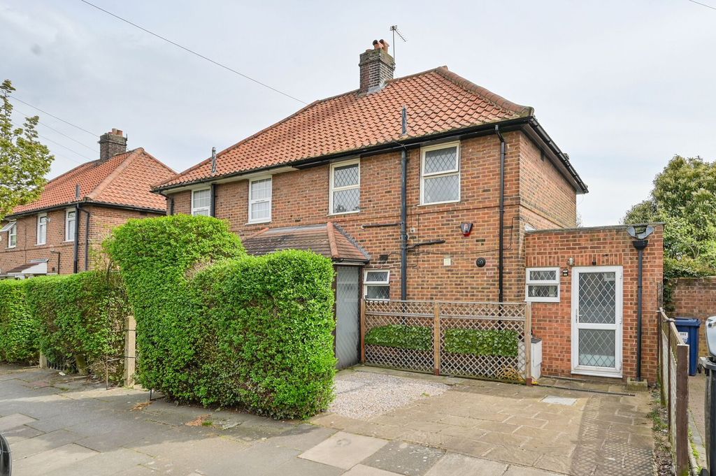 Property photo 1 of 19