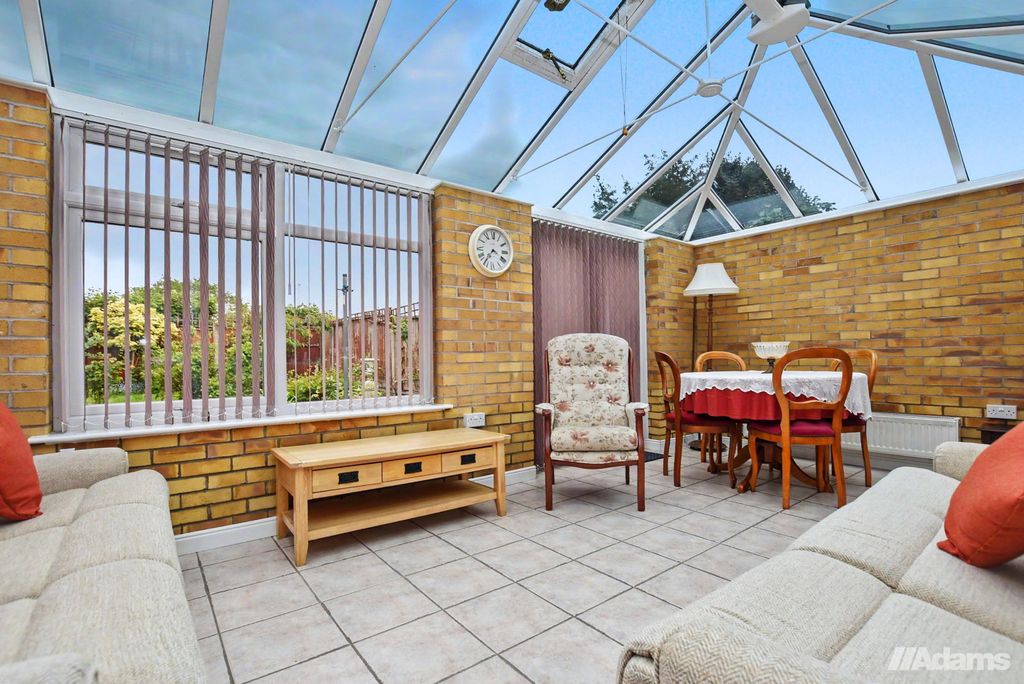Property photo 3 of 23