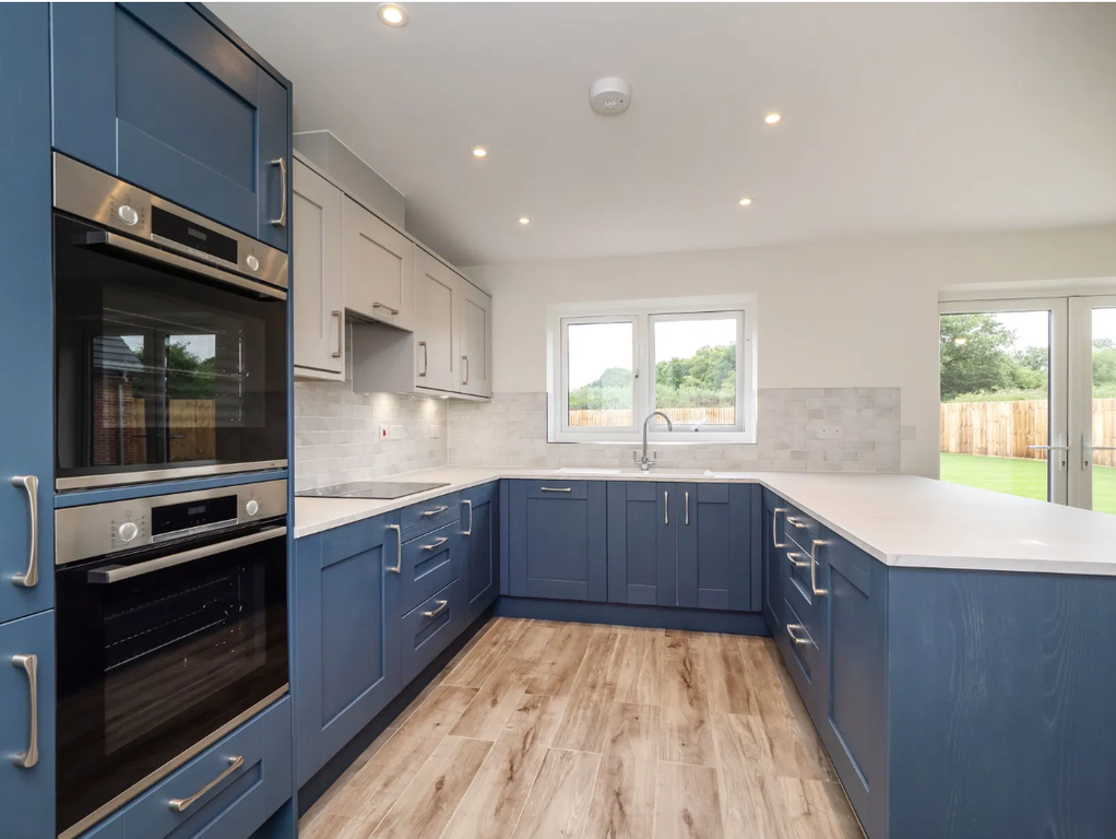 Property photo 3 of 11