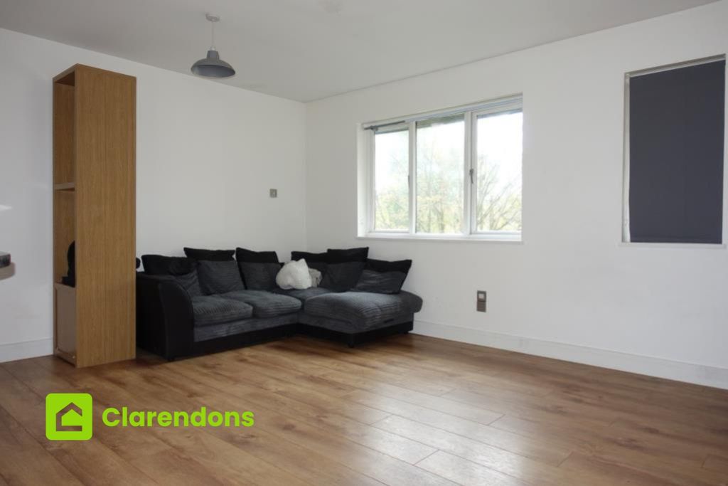 Property photo 2 of 9 2