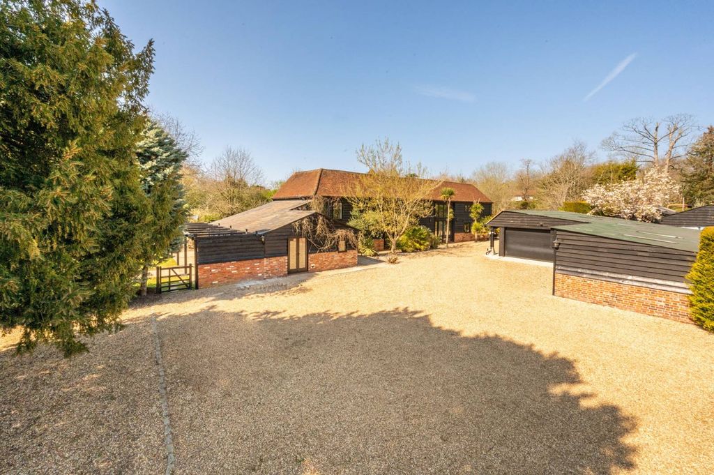 Property photo 3 of 36