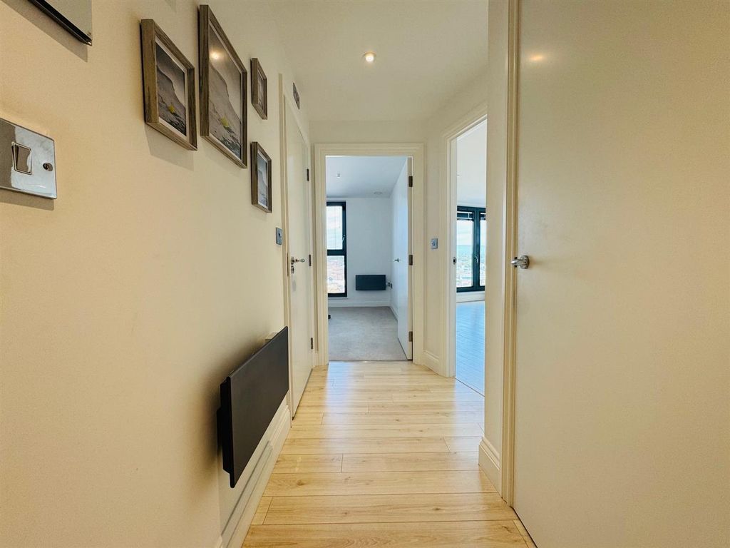 Property photo 2 of 15 Img_8743.Jpg