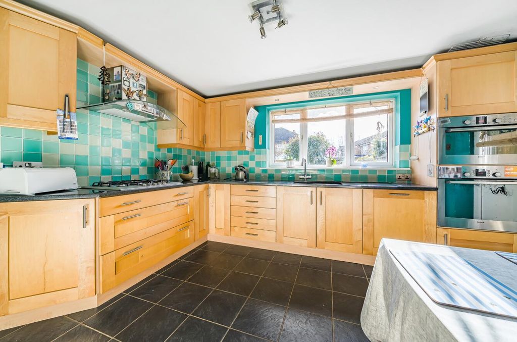 Property photo 3 of 17 1240222 (5).Jpg