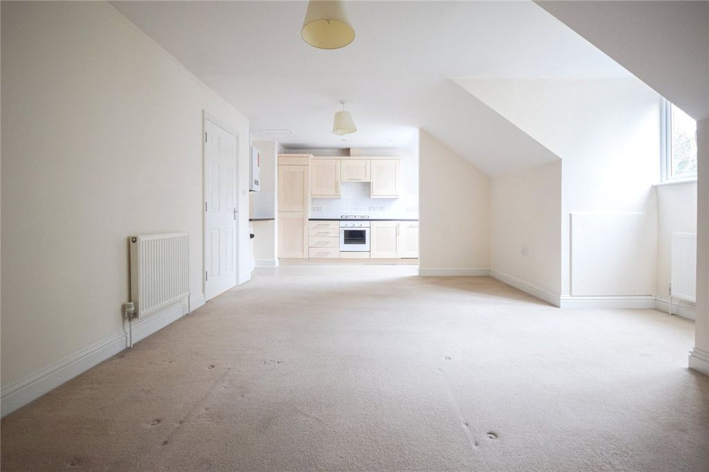 Property photo 3 of 14 Picture No. 33
