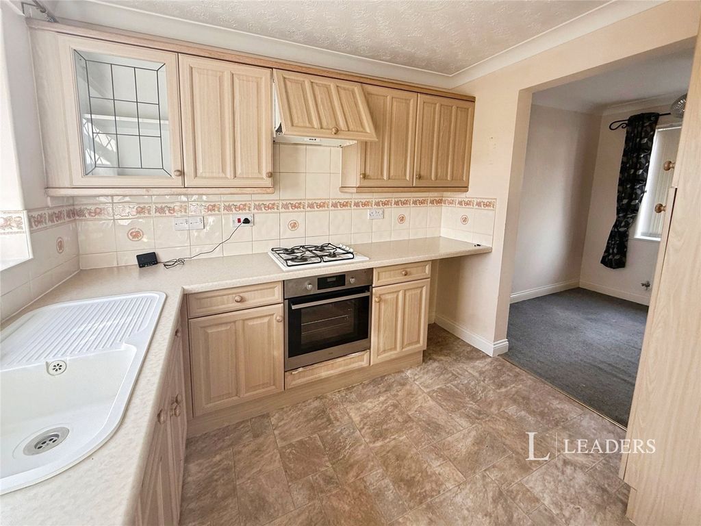 Property photo 3 of 14 2