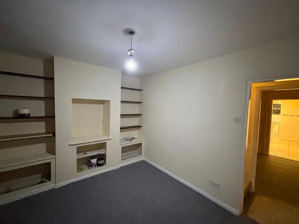 Property photo 3 of 9 891c4B49-51ee-4404-Ab34-63B5A33bae44.Jpg