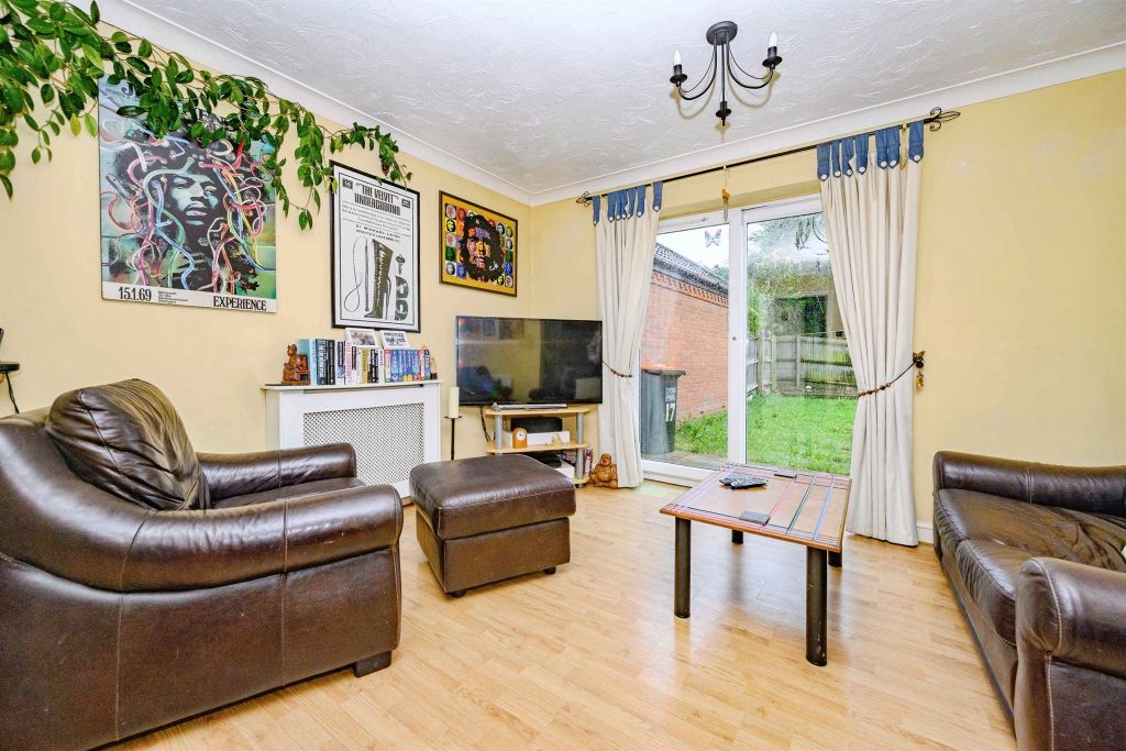 Property photo 3 of 17