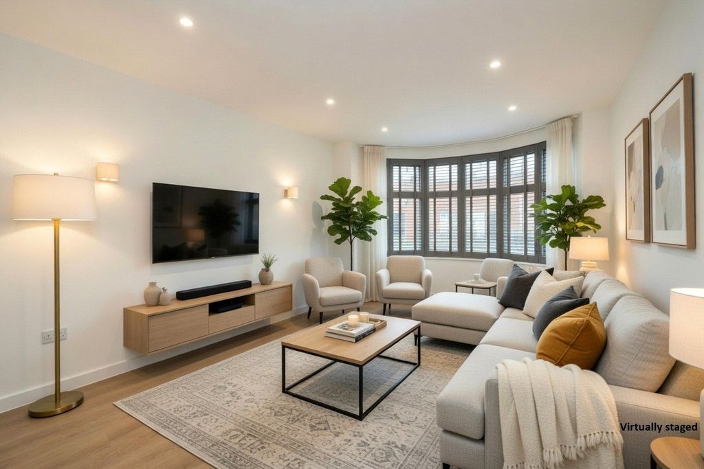 Property photo 3 of 11 Picture No. 17