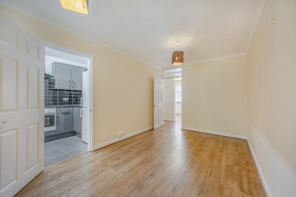 Property photo 2 of 19 Reception Room